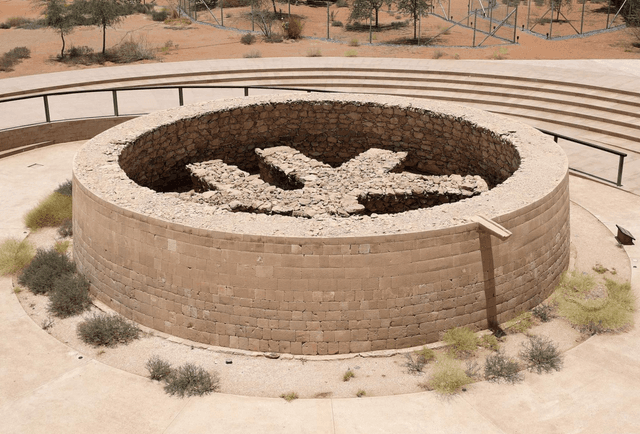 Explore Mleiha’s desert landscapes as an alternative to dune buggy dubai tours